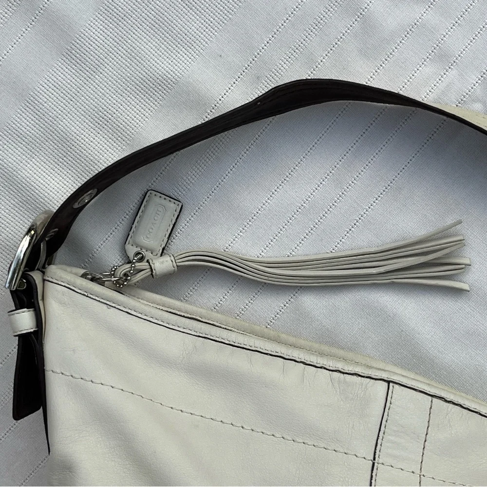 Vintage Coach Large SoHo Hobo Shoulder Bag in Leather